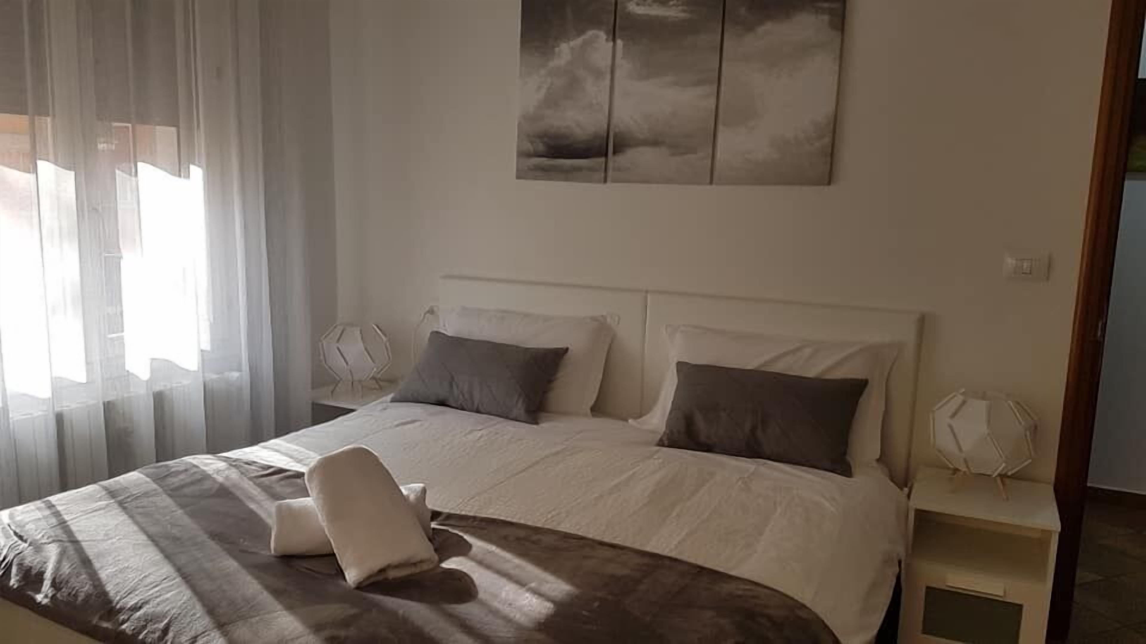 Affittacamere Le Camere Di Porta San Felice - Self Check In — Fotos 3
